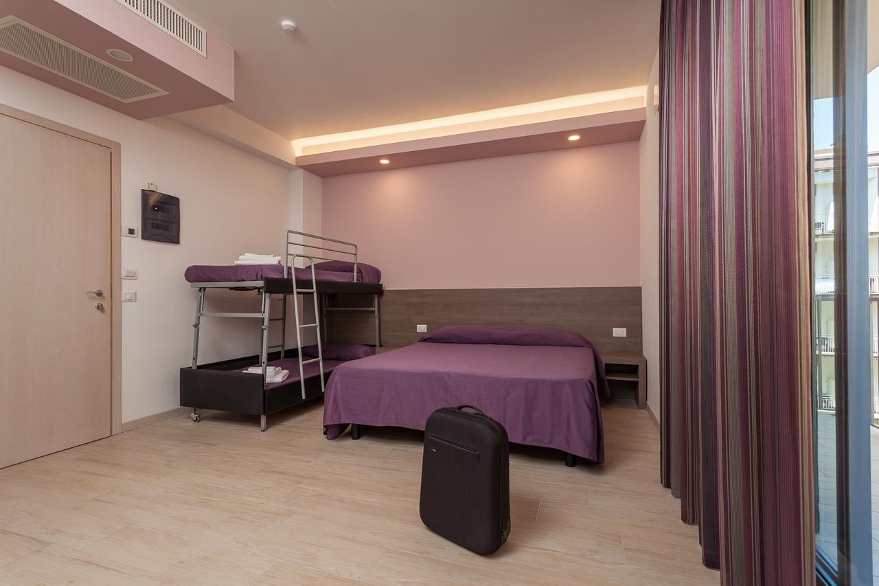 Hotel Gioia Rimini Exteriör bild